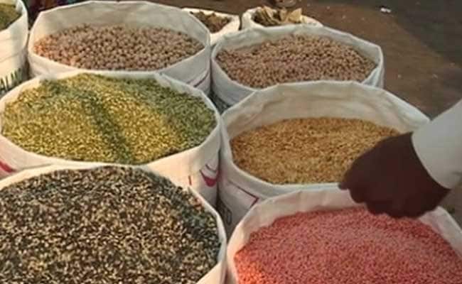 Monitor Tur And Urad Prices Continuously, Centre Tells States